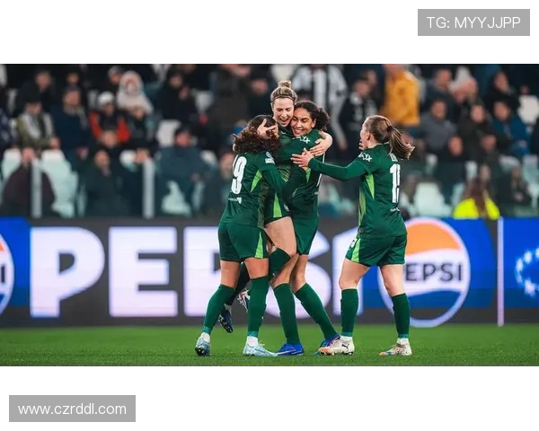 女足欧冠八强豪门巅峰对决震撼 女足欧冠八强豪门巅峰对决震撼